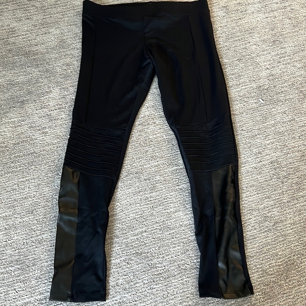 Black dress up leggings